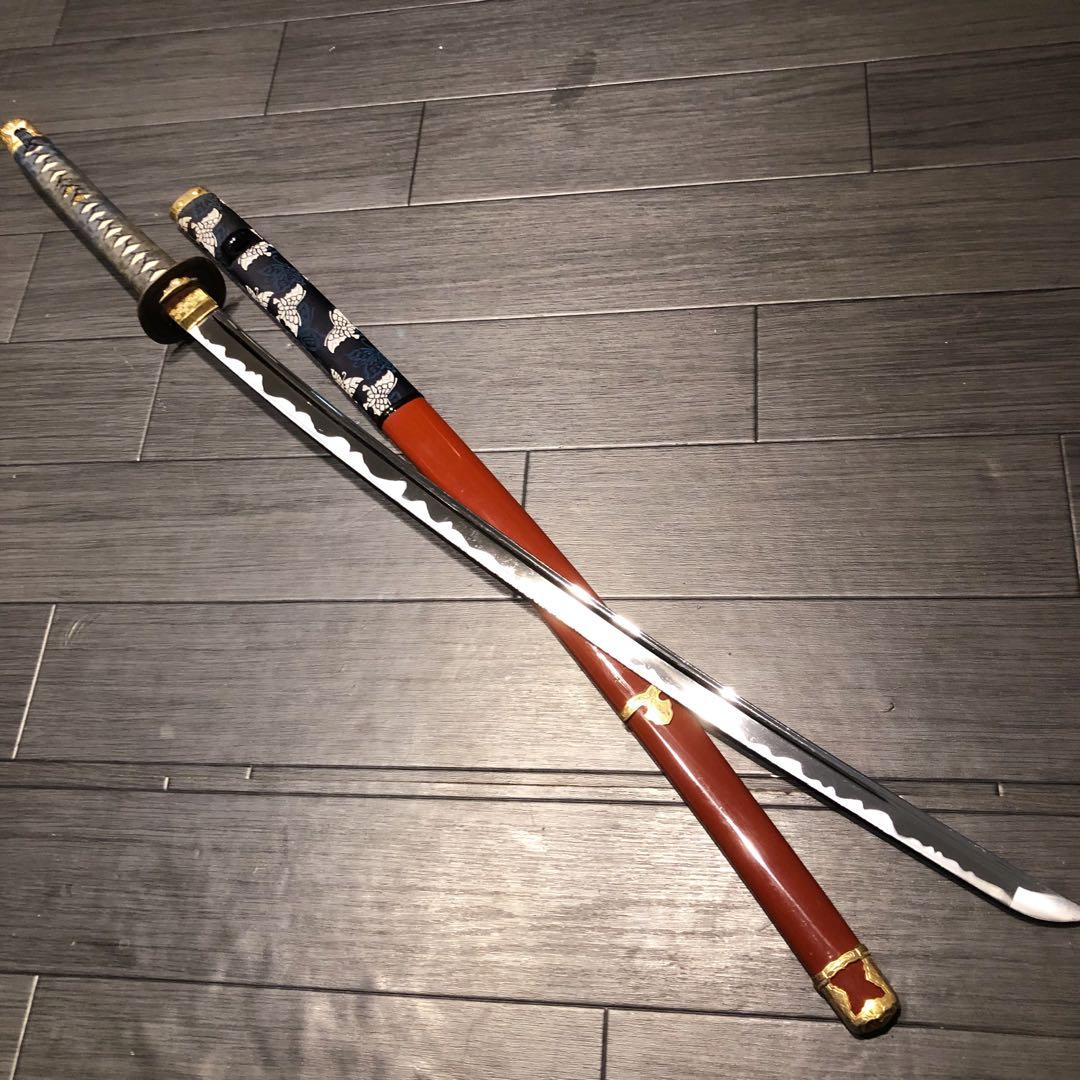 高級模造刀　居合刀　樋入り刀身　赤絹拵え　亜合金刀身