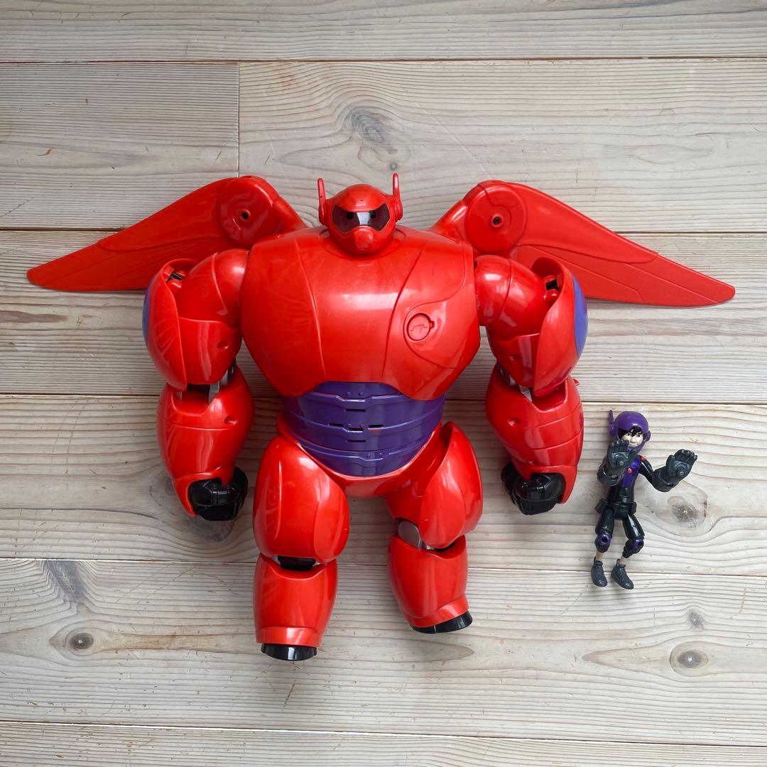 DXフライングアクション ベイマックス2.Disney 激レア美品高騰中 希少