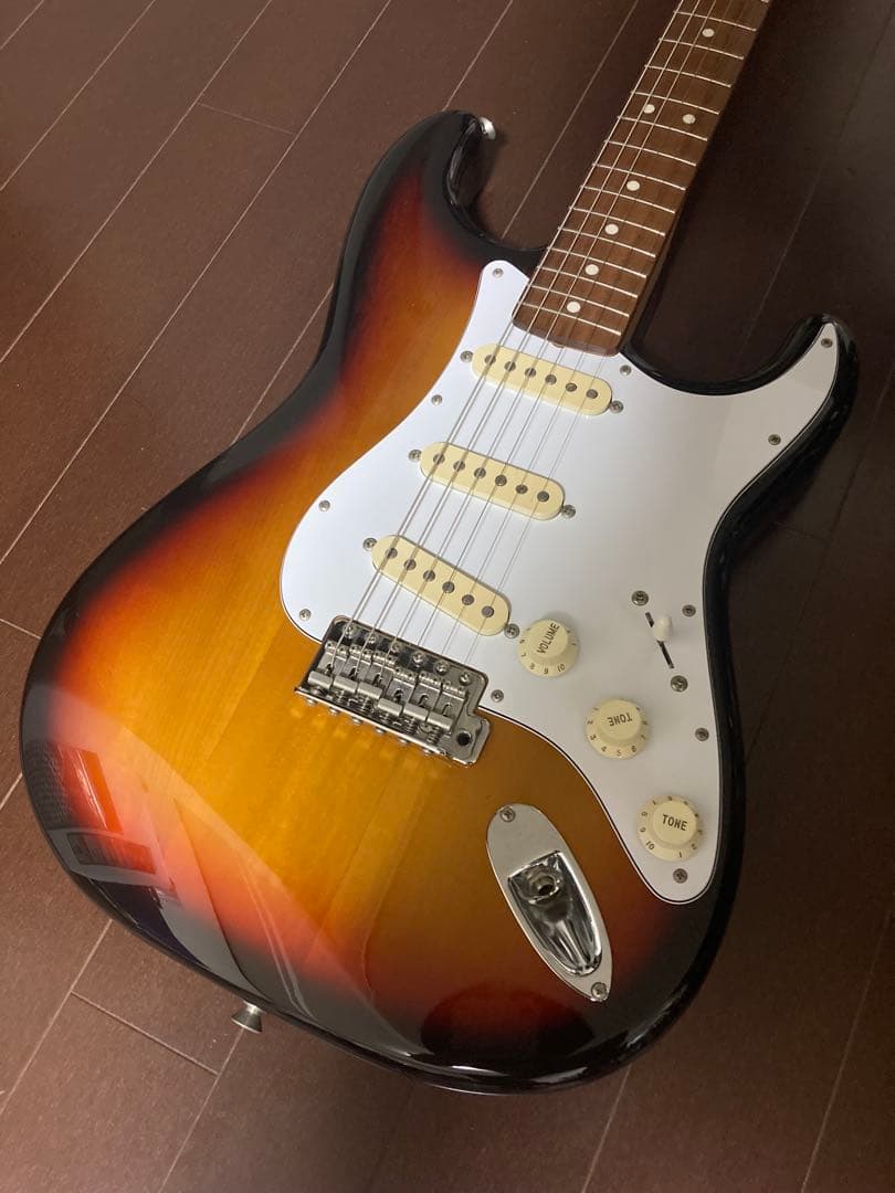 フェンダージャパン Fender JAPAN ストラトキャスター サンバースト