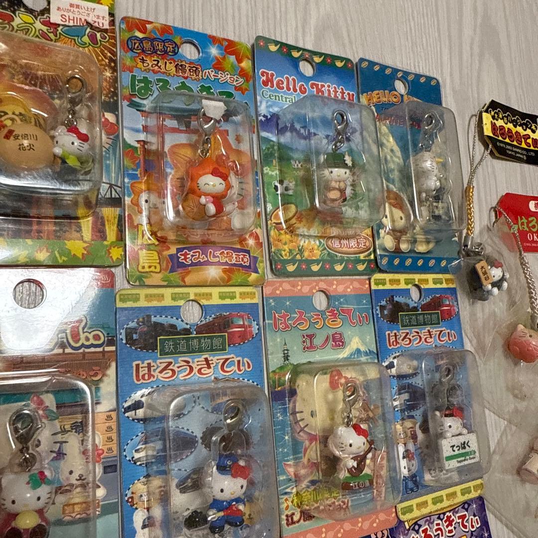 ハローキティ　ご当地　ねつけ　ストラップ　セット　サンリオ