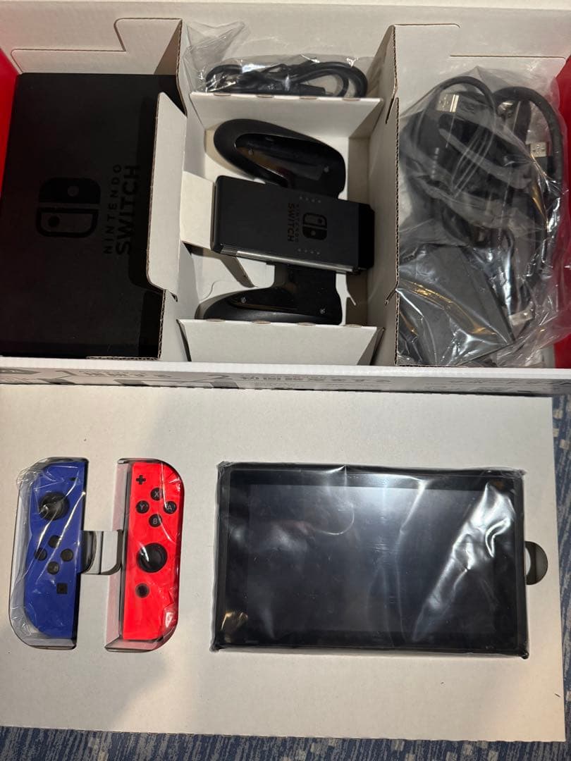 Nintendo Switch 本体 赤青ジョイコン