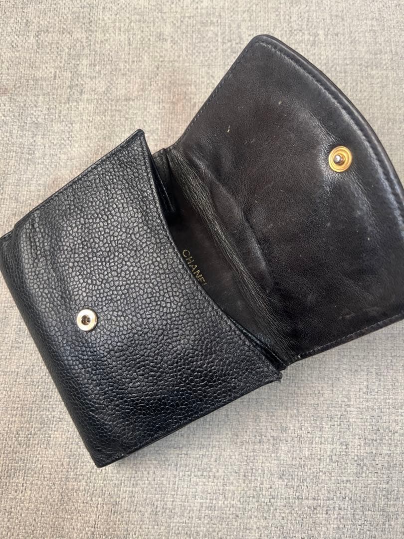 CHANEL ブラック レザー 二つ折り財布