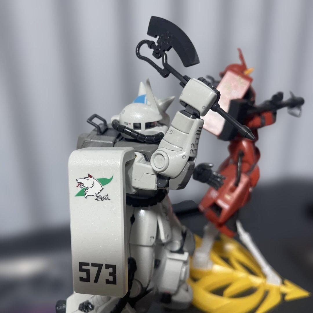 【美】MG1/100シンマツナガ専用ザクⅡと MGジョニーライデン専用ザクⅡ