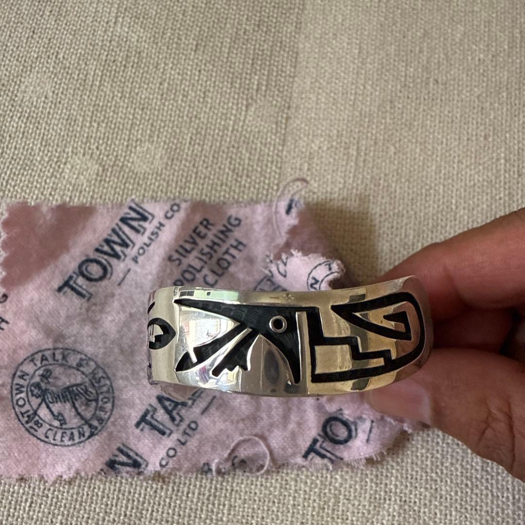 ホピ族Alde Qumyintewa(アルデ・クマインテワ) バングル