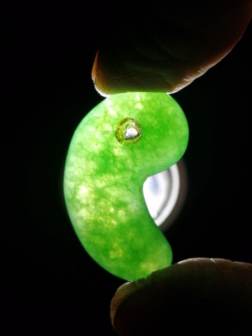 ★【テン】古墳期『琅玕翡翠勾玉』出土品。2.80cm 本物品　超ろうかん。