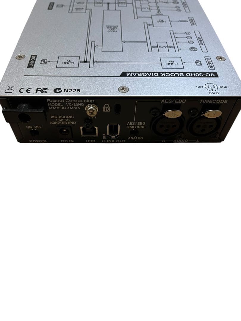 Roland VC-30HD ビデオ コンバーター トリプル アウトプット