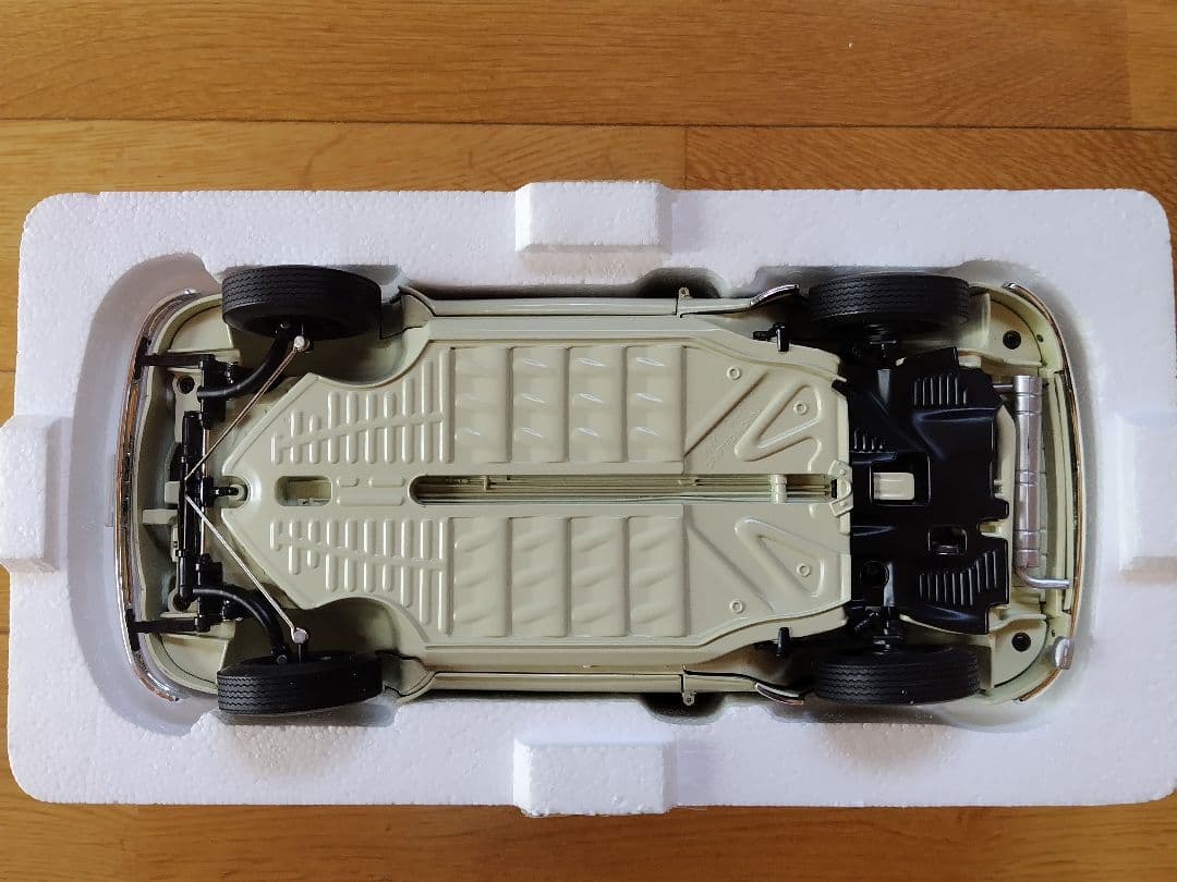 エブロ「SUBARU 360 1963 」1:12