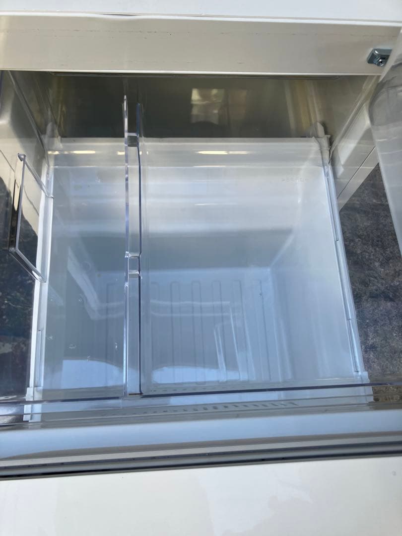 大阪引取限定　ホワイト冷蔵庫 NTR-149VA 149L 2019年製