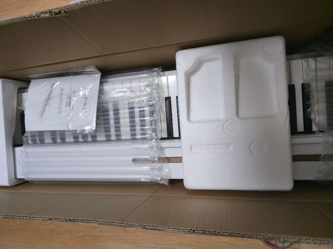 carina(カリーナ) 電子ピアノ 88鍵盤 木製 ホワイト LF0088