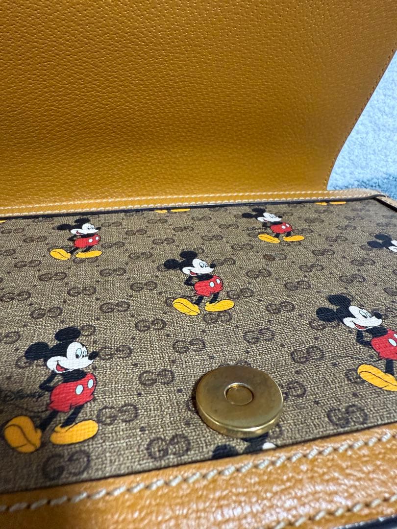 ミッキー　GUCCI