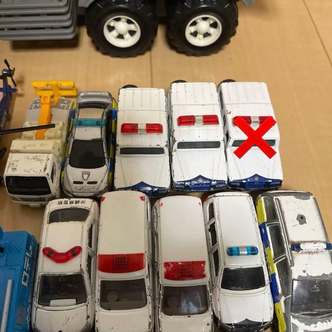 トミカまとめ売り　働く車　70台＋トラック