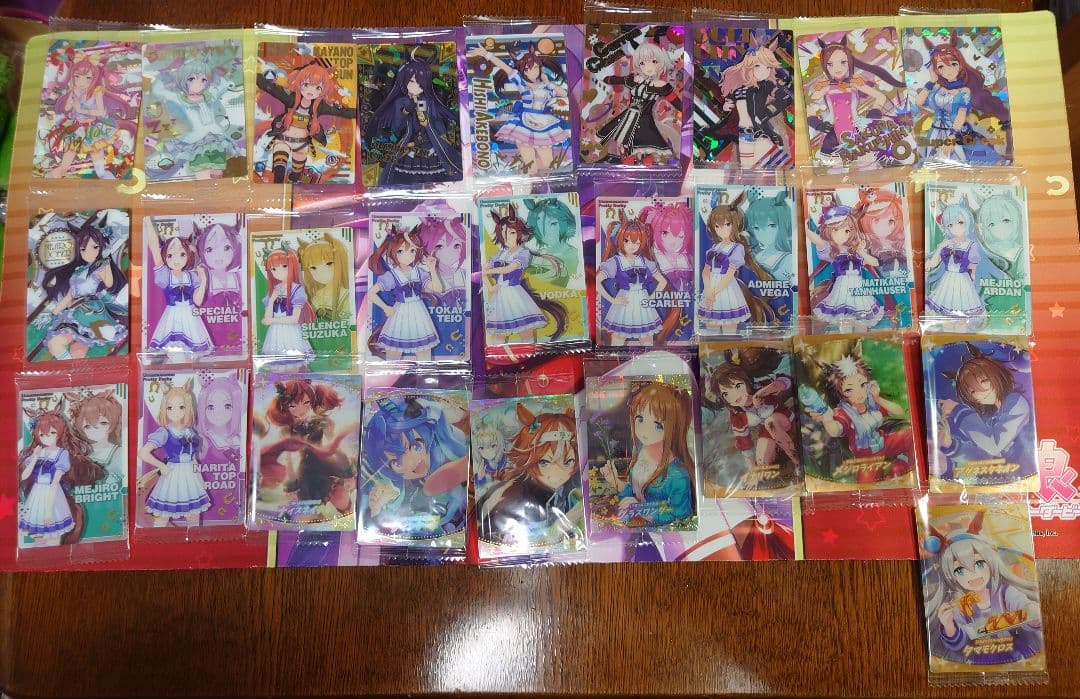 ウマ娘　ツインウェハース　R1〜R4コンプセット(写真4 枚