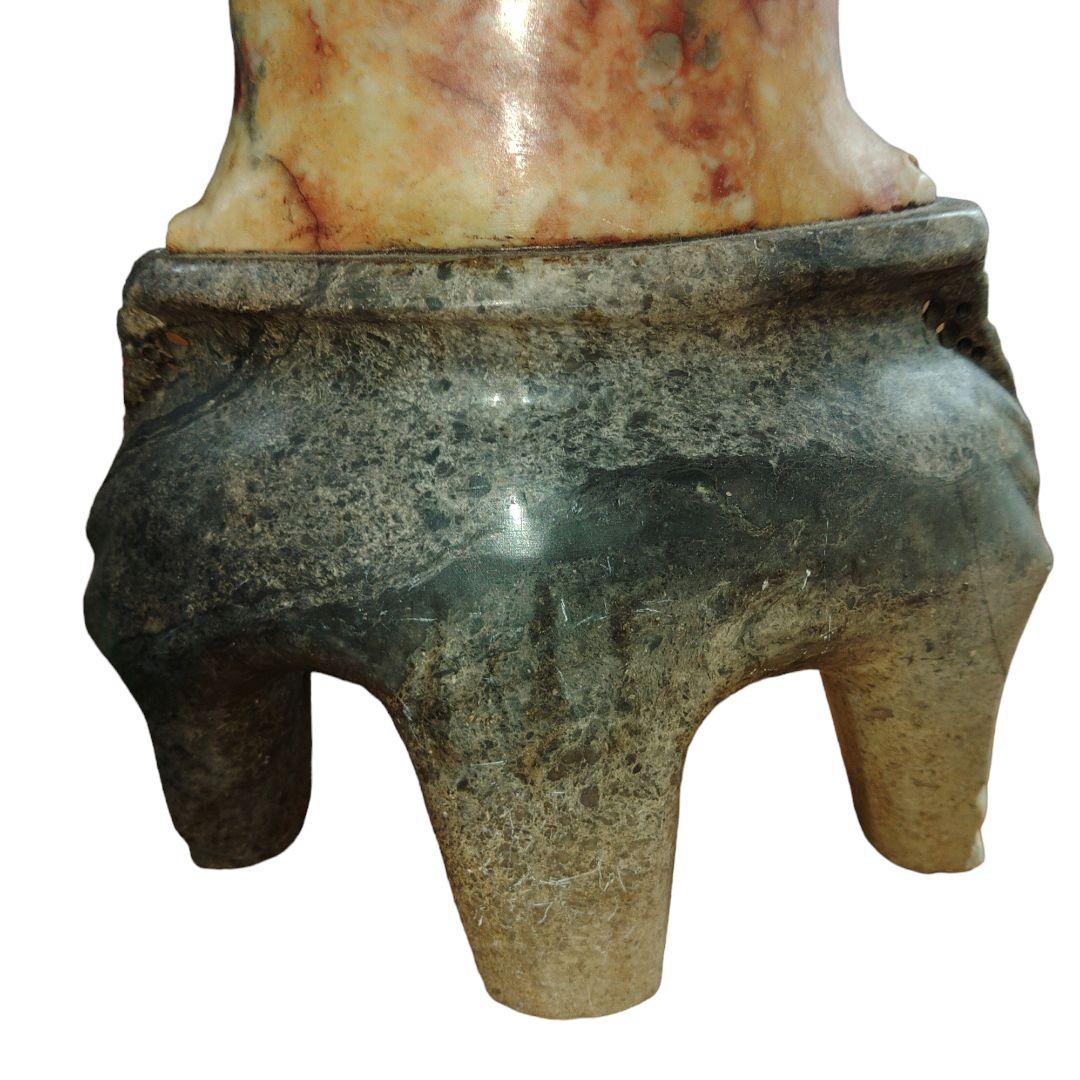 中国寿山石(印材) 草花文彫刻花瓶 置物 瑪瑙