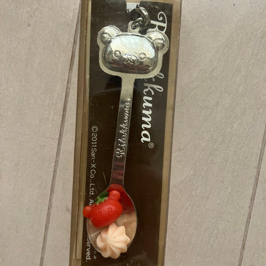 リラックマ　レトロ　ストラップ