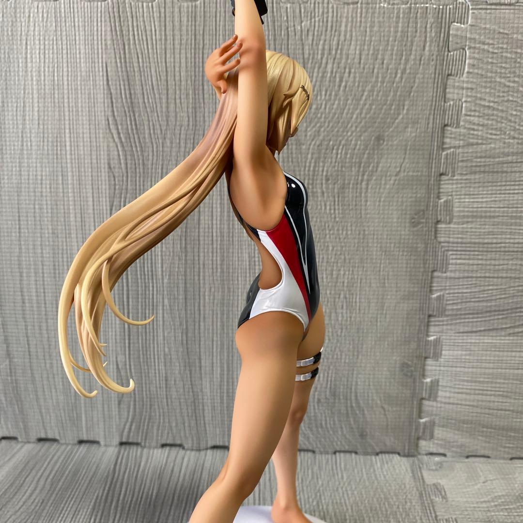 開封品 水泳部のコウハイちゃん 赤色ラインの水着Ver. - メルカリ