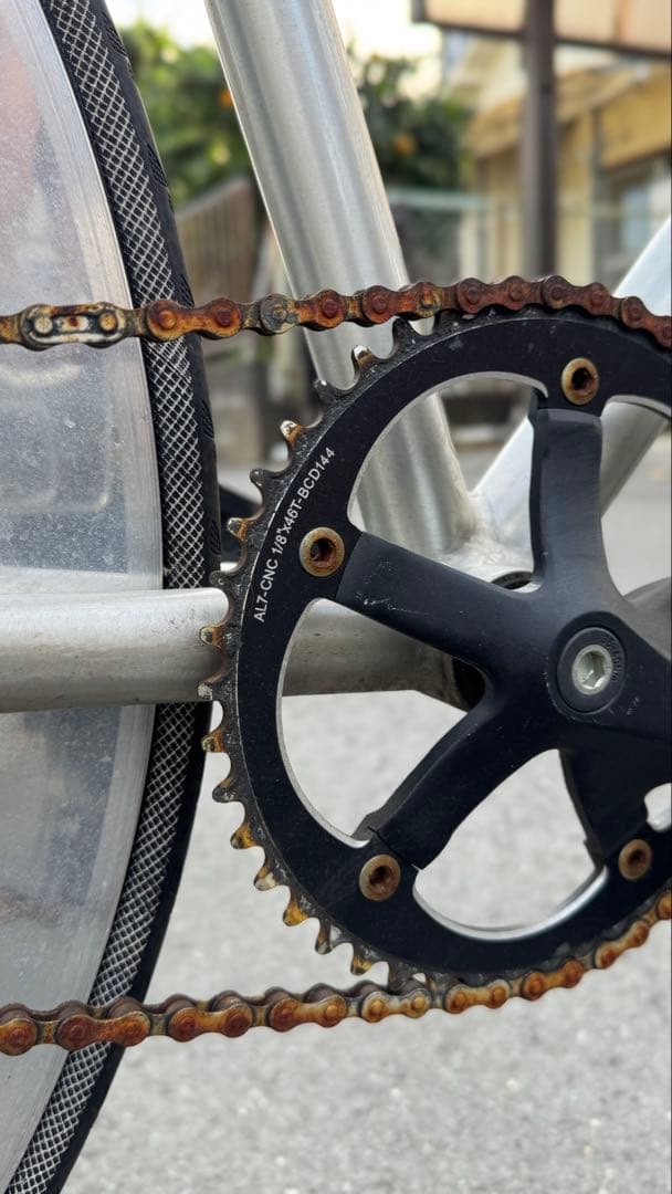 W-BASE DURCUS ONE ピスト