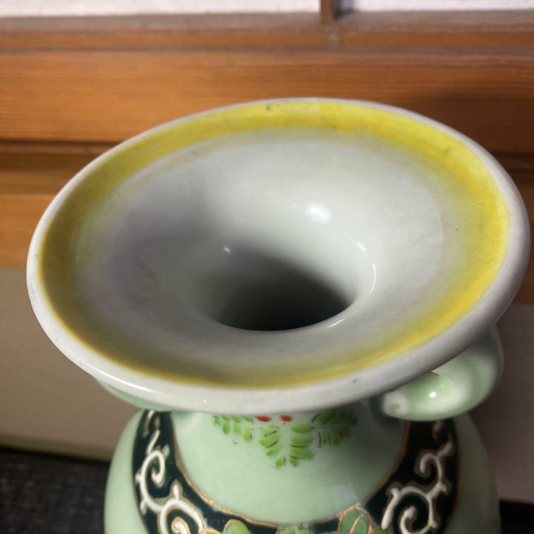 龍耳付色絵青磁花瓶　【作名有】