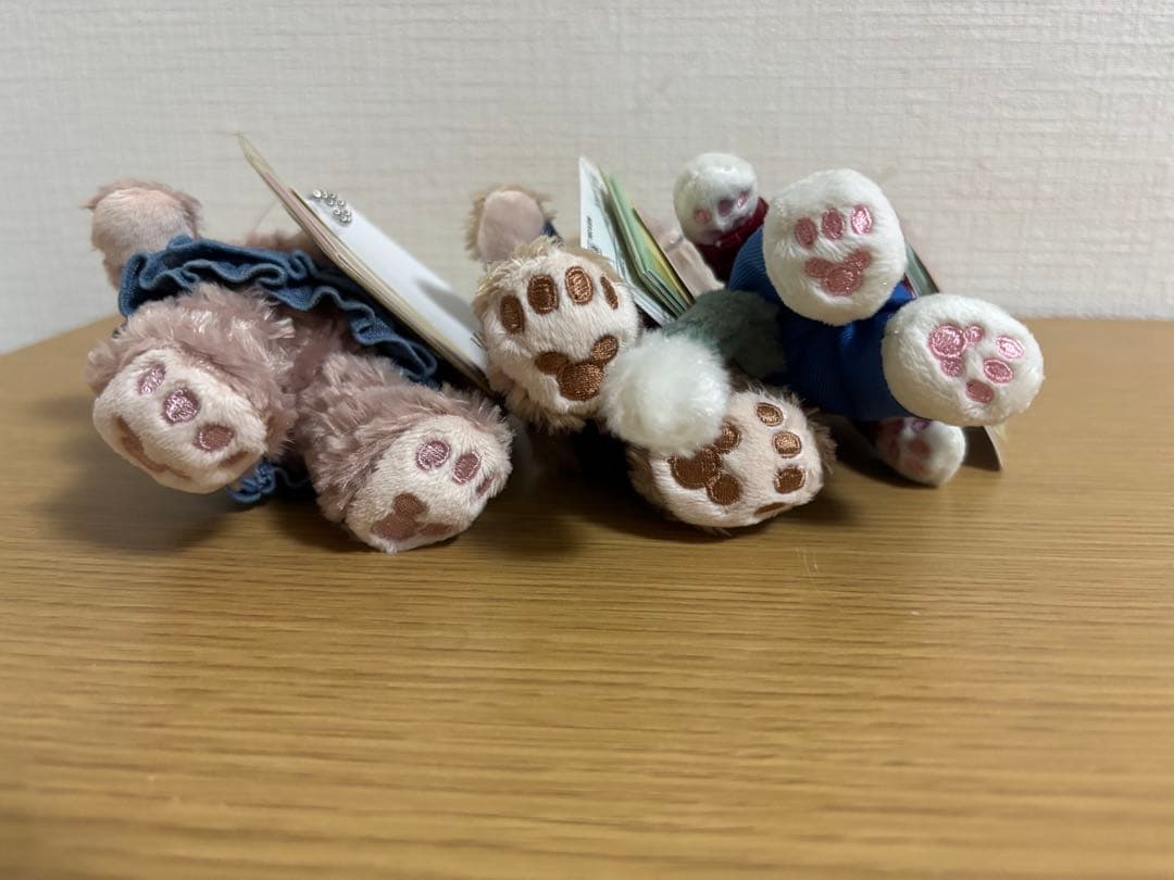 ダッフィー シェリーメイ　ジェラトーニ 2016 スウィートダッフィー バッジ