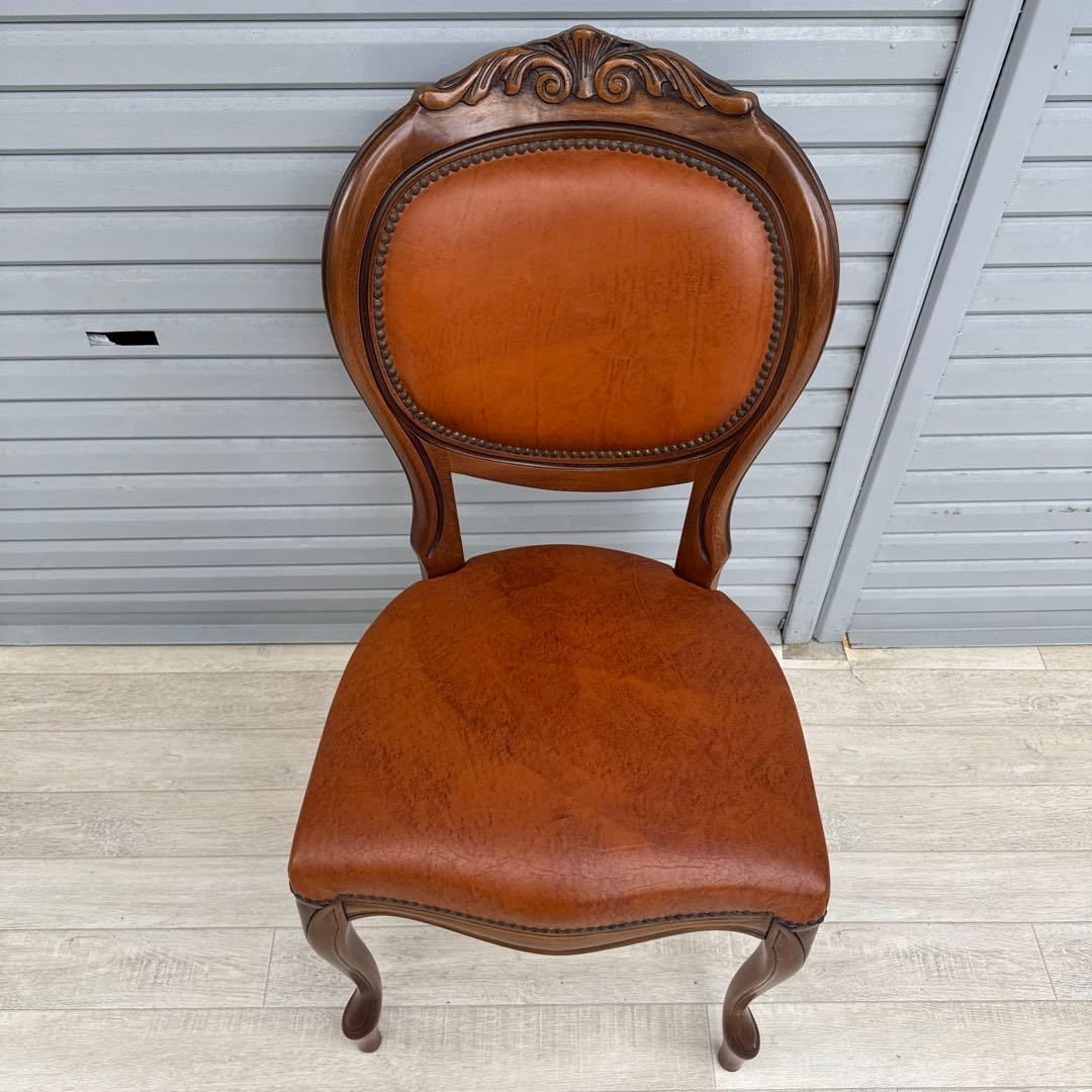 展示品 イタリア製 ハイバックチェア 鋲打ちロココ様式 彫刻 猫脚 ①