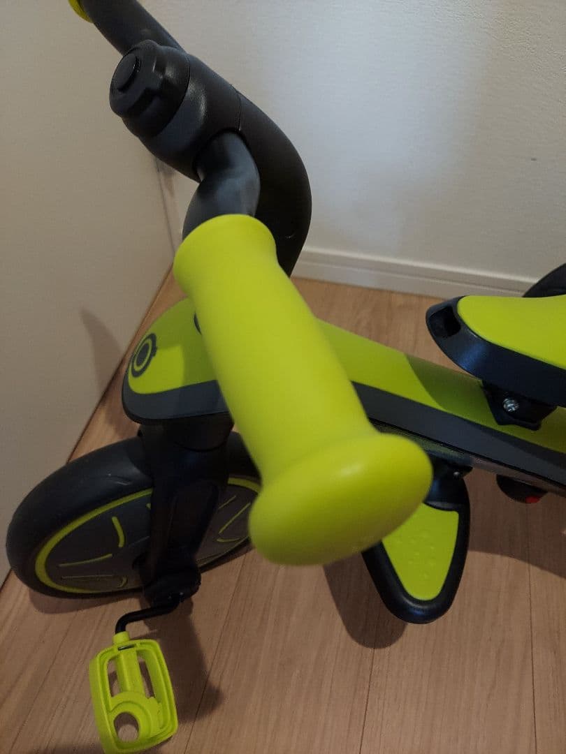 ほぼ新品 Globber Explorer trike グリーン三輪車