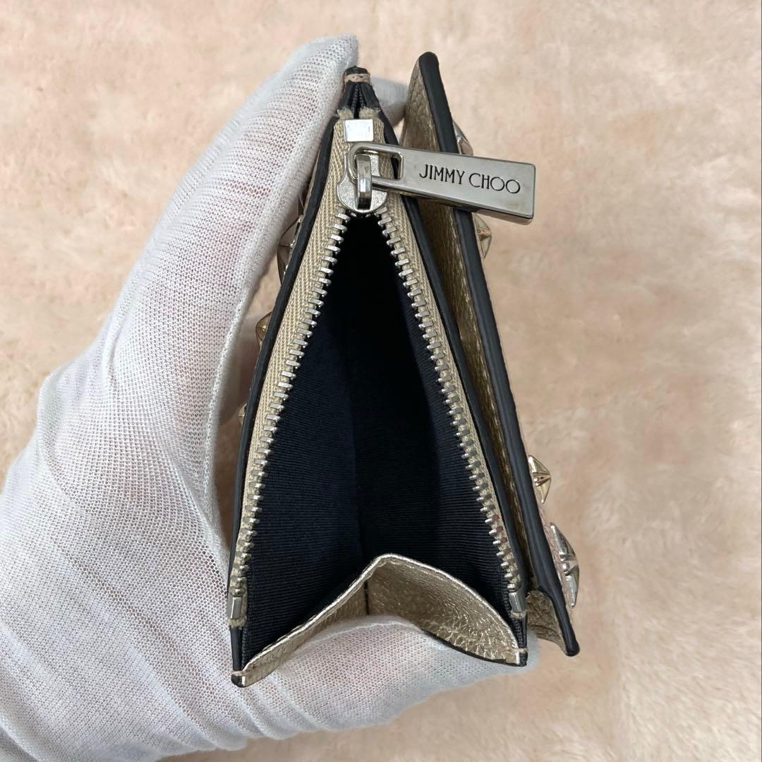 ジミーチュウ　スタースタッズ　メタリックナッパ　二つ折り財布