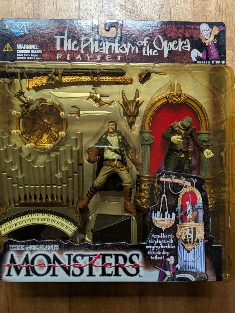 マクファーレントイズ　MONSTERSシリーズ フィギュアセット 4体