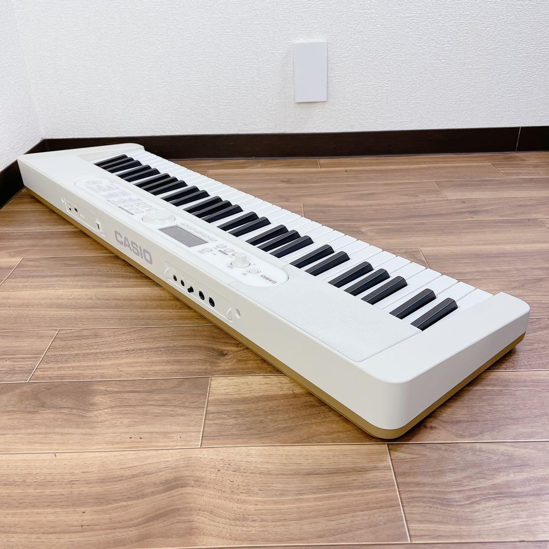 新品 CASIO LK-526 ホワイト キーボード CASIO 電子キーボード LK-526