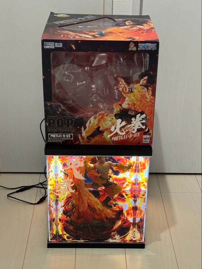 POP MAXIMUM ワンピース フィギュア エース 火拳 LEDケース付き
