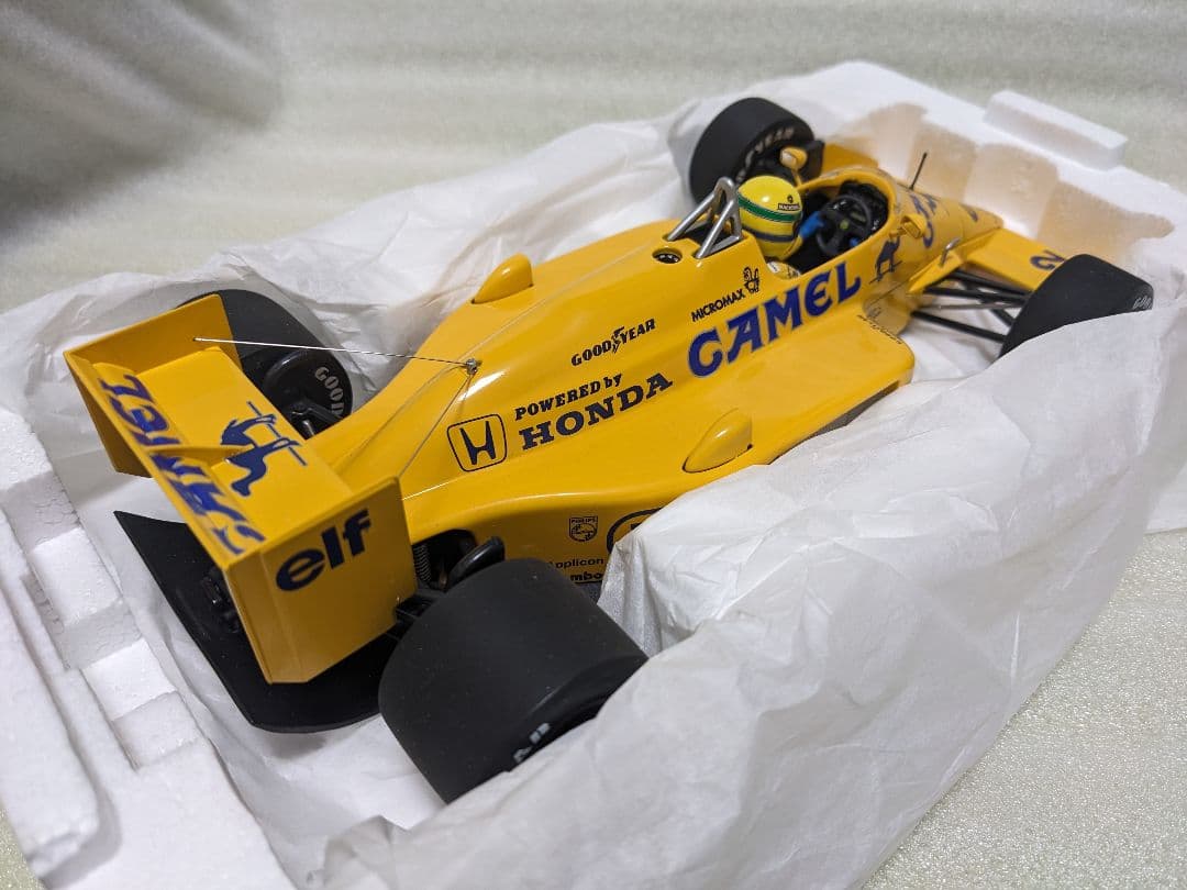 ミニチャンプス Lotus Honda 99T Ayrton Senna