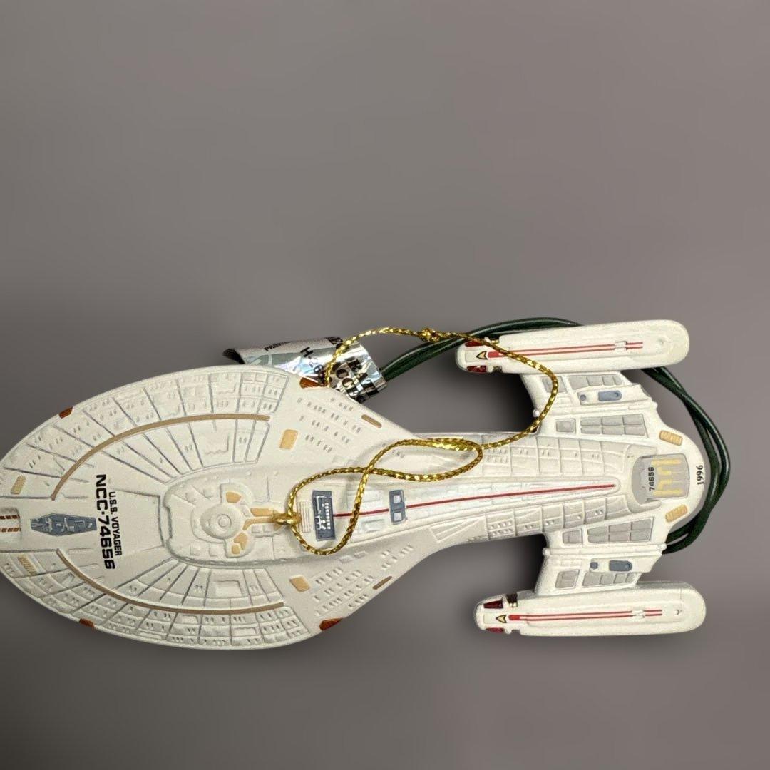 スタートレックU.S.S. ボイジャー オーナメント(電飾)