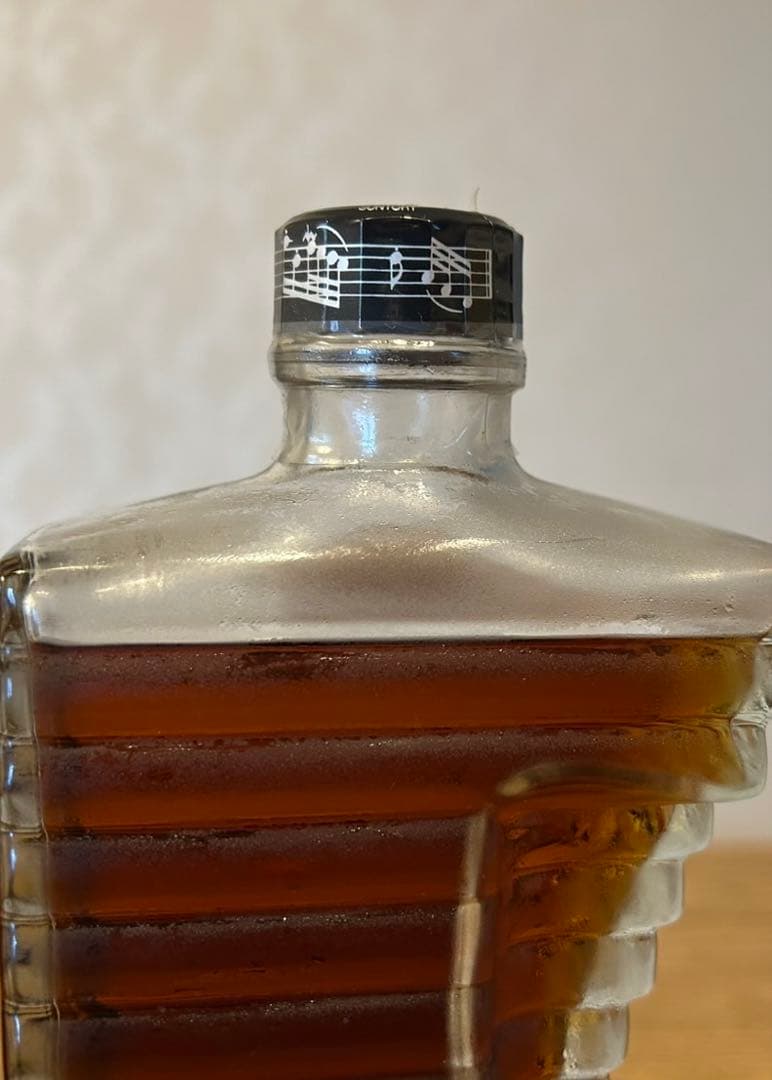 山崎 サントリー アコーディオン ウイスキー 楽器 ブランデー マリンバ