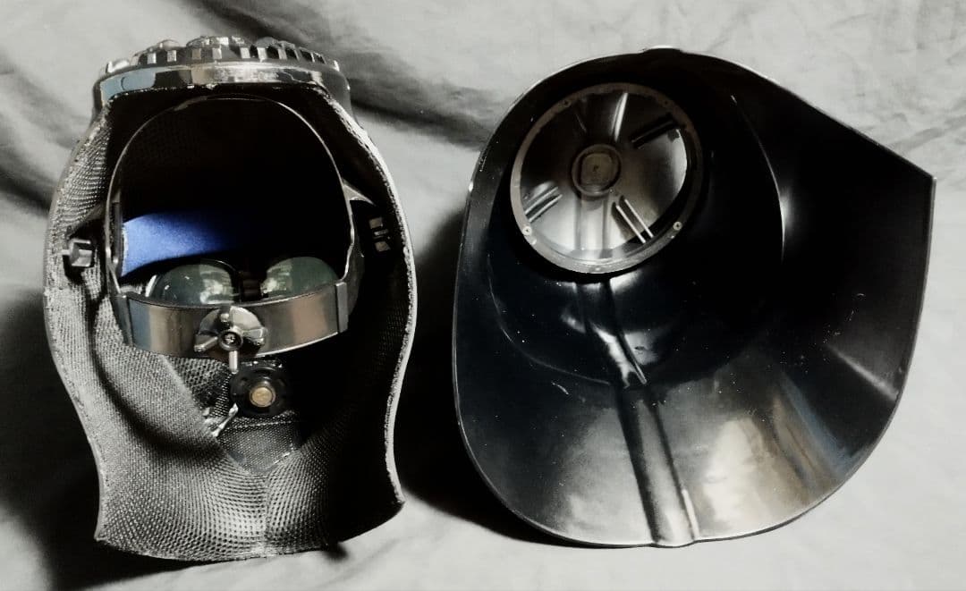 ★海外限定品 LACERTOYS ダースベイダー ヘルメット お早めに！