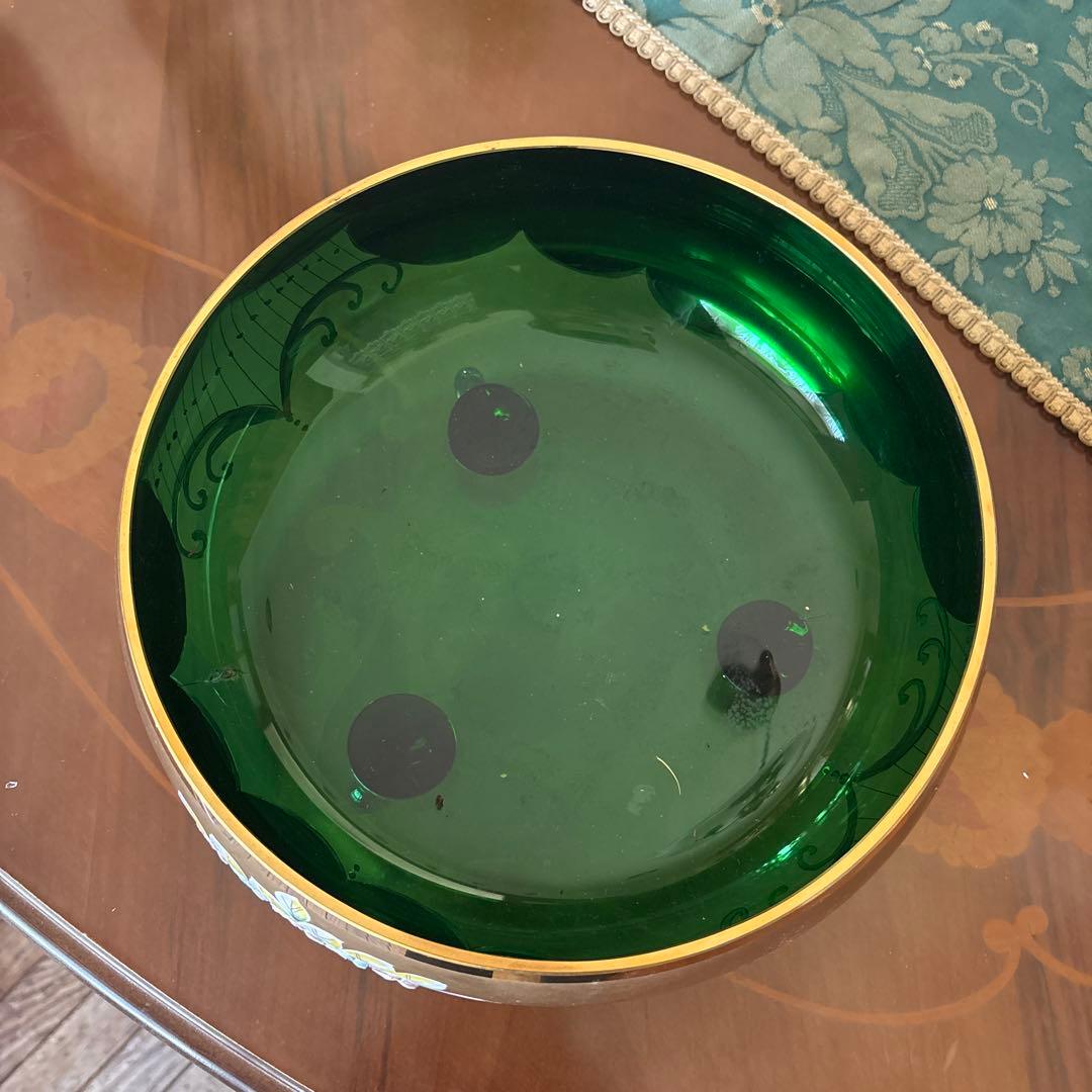 緑と金の花柄ガラス皿