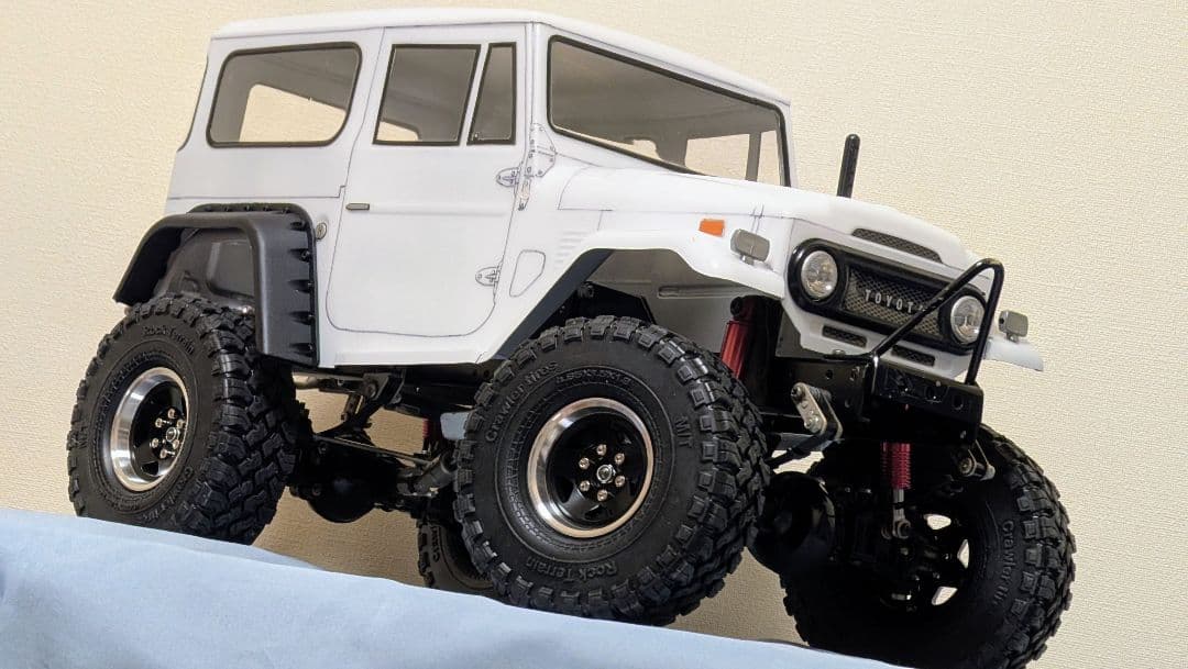 あ*ん様 製作途中 FJ40クローラー タミヤシャシー メカレス