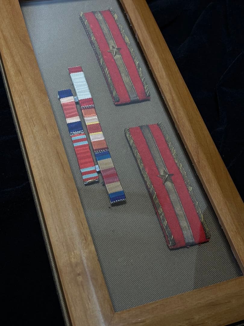 旧日本軍 軍隊物 蔵出し 肩章 略綬 当時物