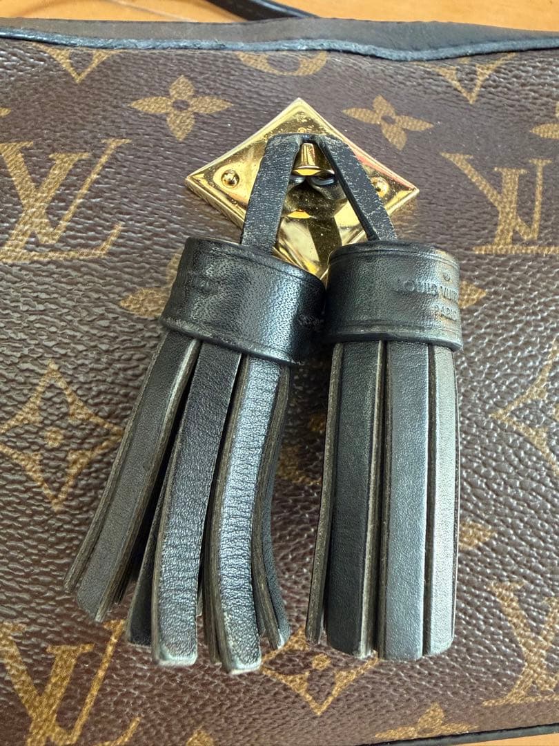 鑑定済み　LOUIS VUITTON ルイ ヴィトン モノグラム サントンジュ