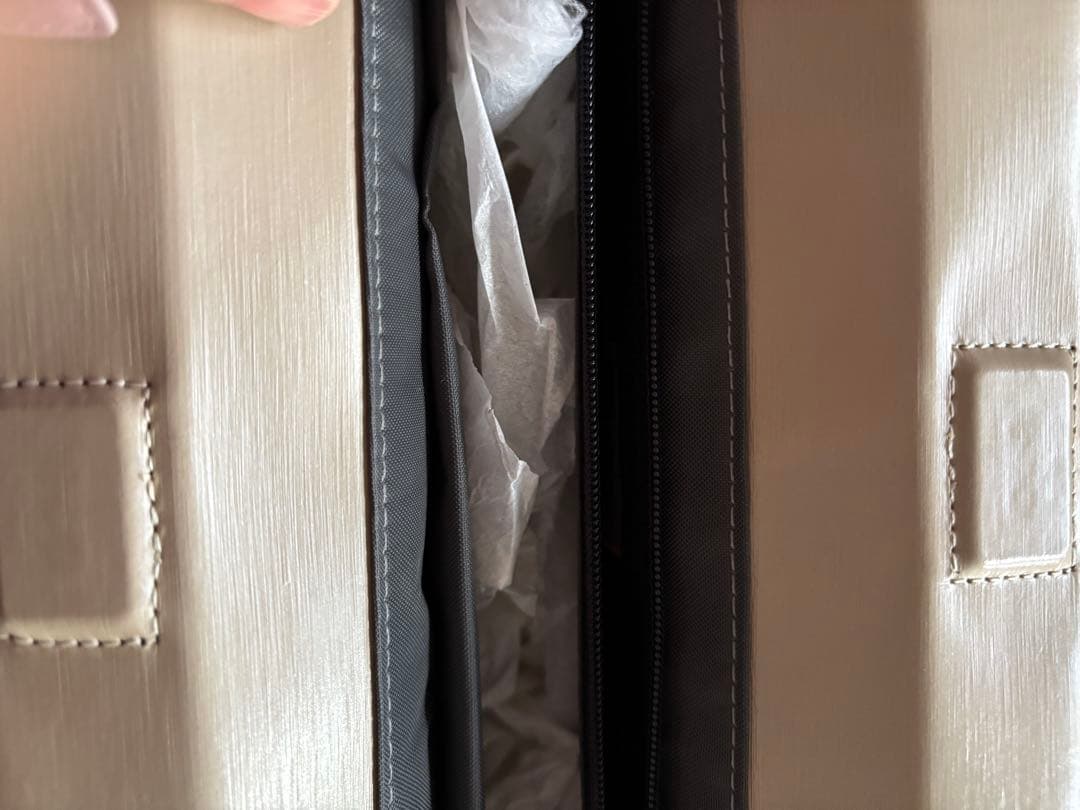 新品未使用 GIVENCHY フォーマルバッグ