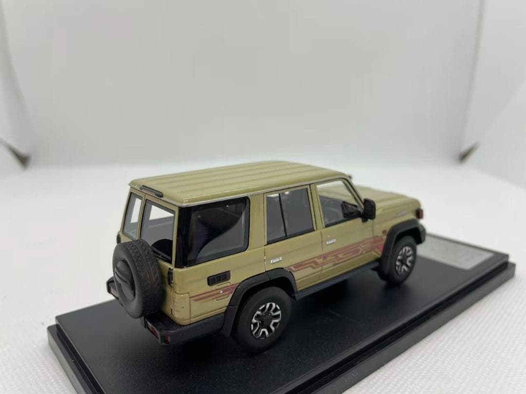 402-646 Hi-Story 1/43 トヨタ ランドクルーザー 70 AX