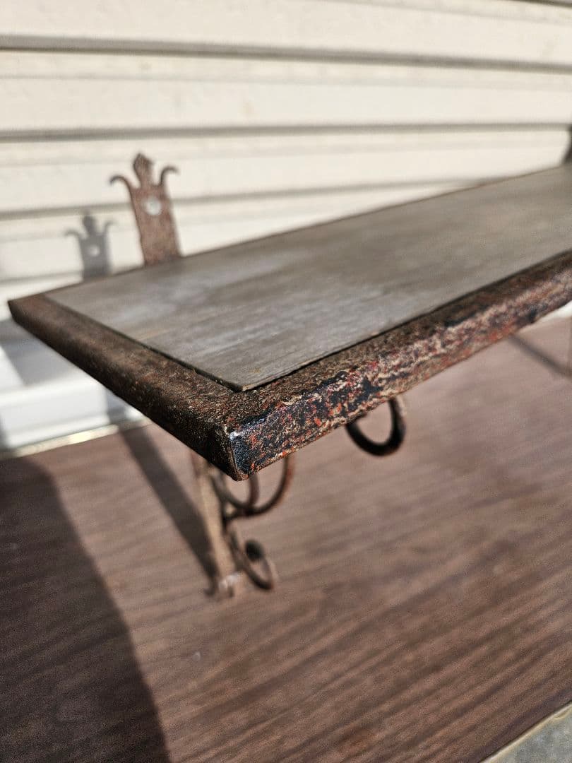 インダストリアル ヴィンテージ 木と鉄のウォールシェルフ 壁掛け