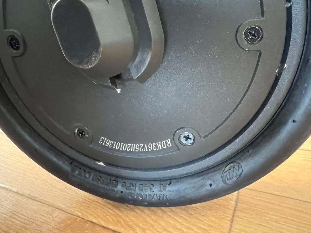 キントーン　Kintone Model Oneスケートボード