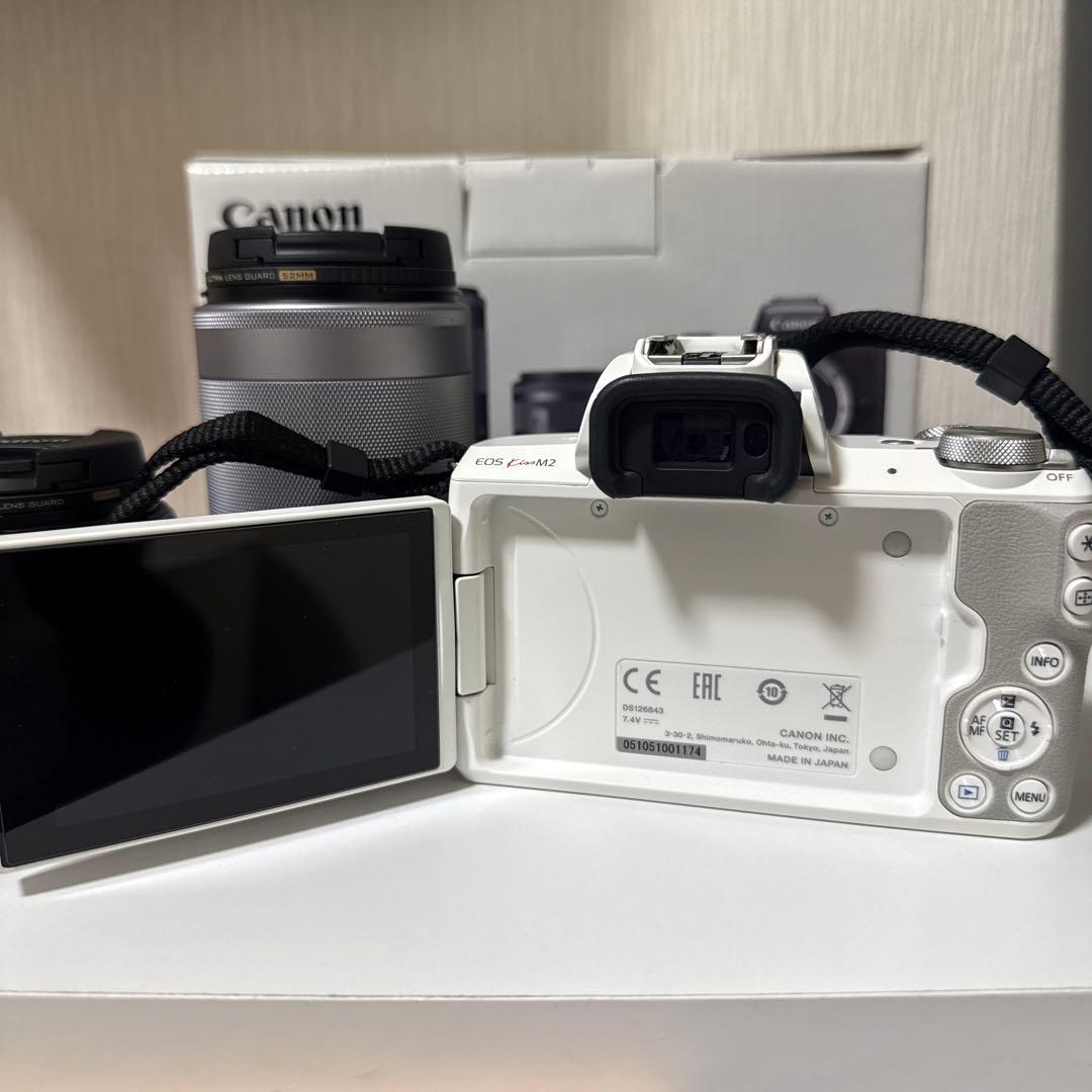 Canon eos kissM2 レンズキット ミラーレス一眼 保護カバー付
