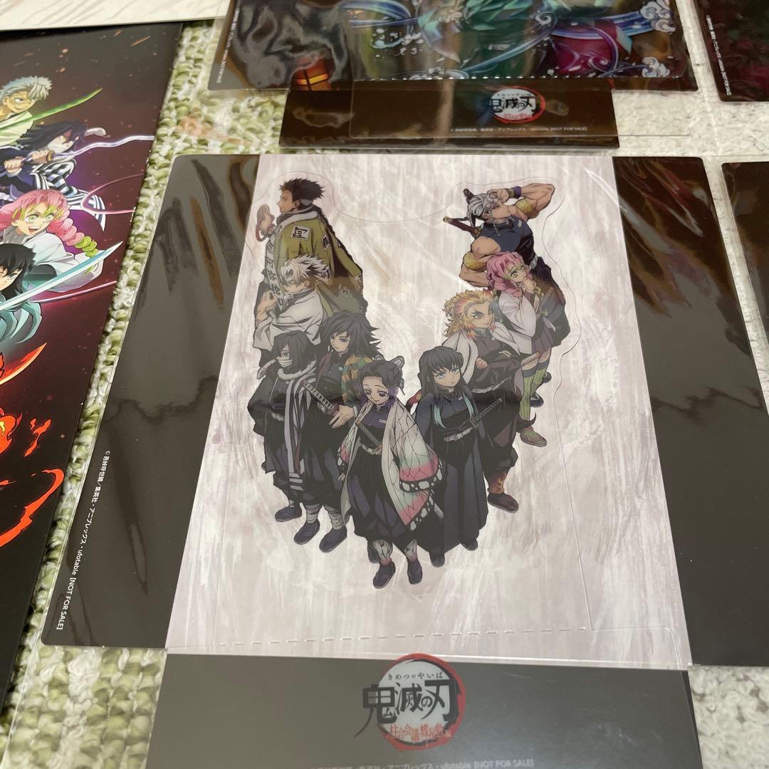 鬼滅の刃　キービジュアルクリアスタンド9種　　　入場特典　鬼滅シアター