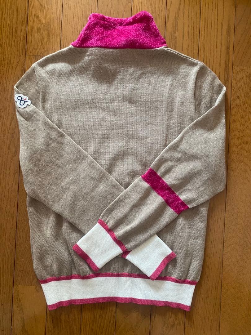 アンパスィ　ハイネックセーター ベージュ/ピンク デルソルコーディロイスカート