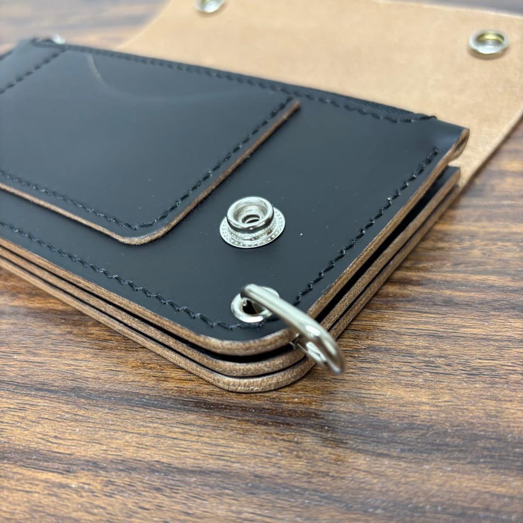 トラッカーウォレット　黒　茶心　3層　小寺製革所