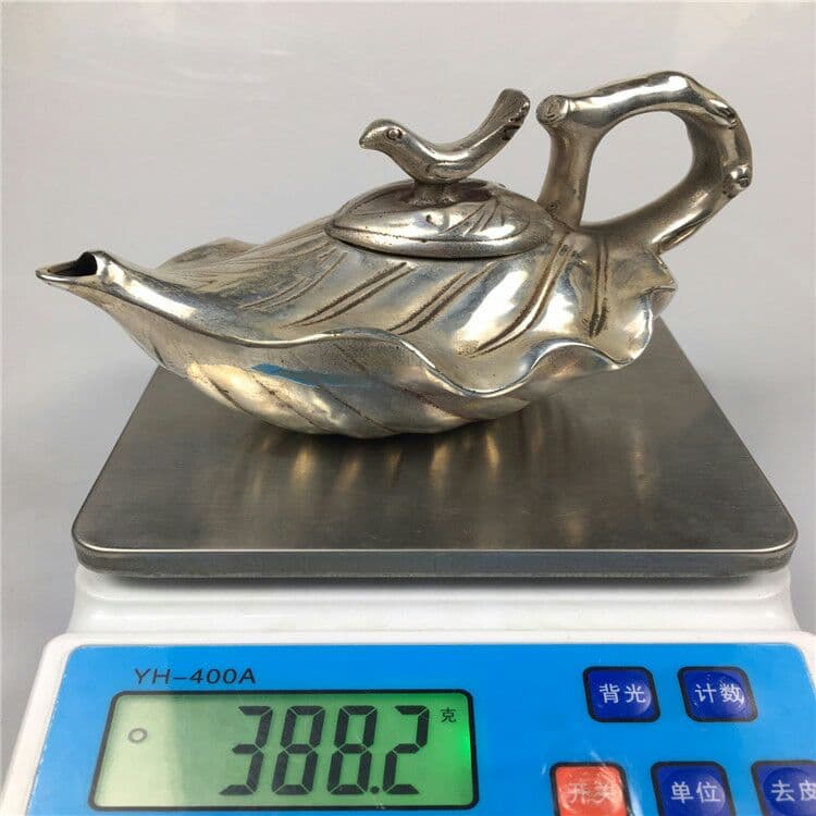 大明宣徳古の工芸品白銅の葉の壷銅の急須アクセサリー