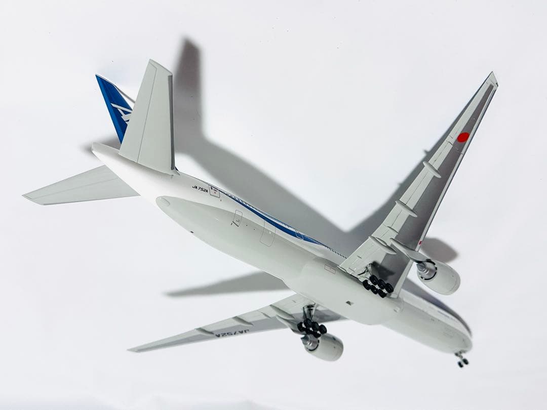 全日空商事 1/200 B777-300 ANA特別マーキング NH20012