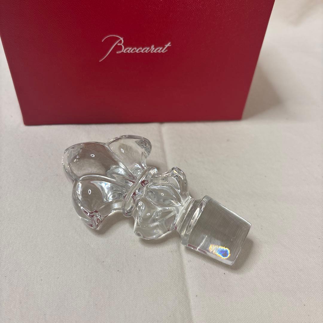 クロスレミーマルタンルイ13世ブランデーボトル栓バカラ　ガラス製 クロスレミーマルタンルイ13世ブランデーボトル栓バカラ ガラス製 楽天