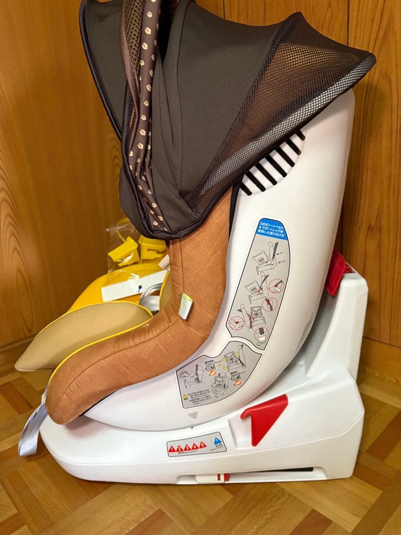 ターンシート くまのプーさん チャイルドシート ISOFIX DN-1002