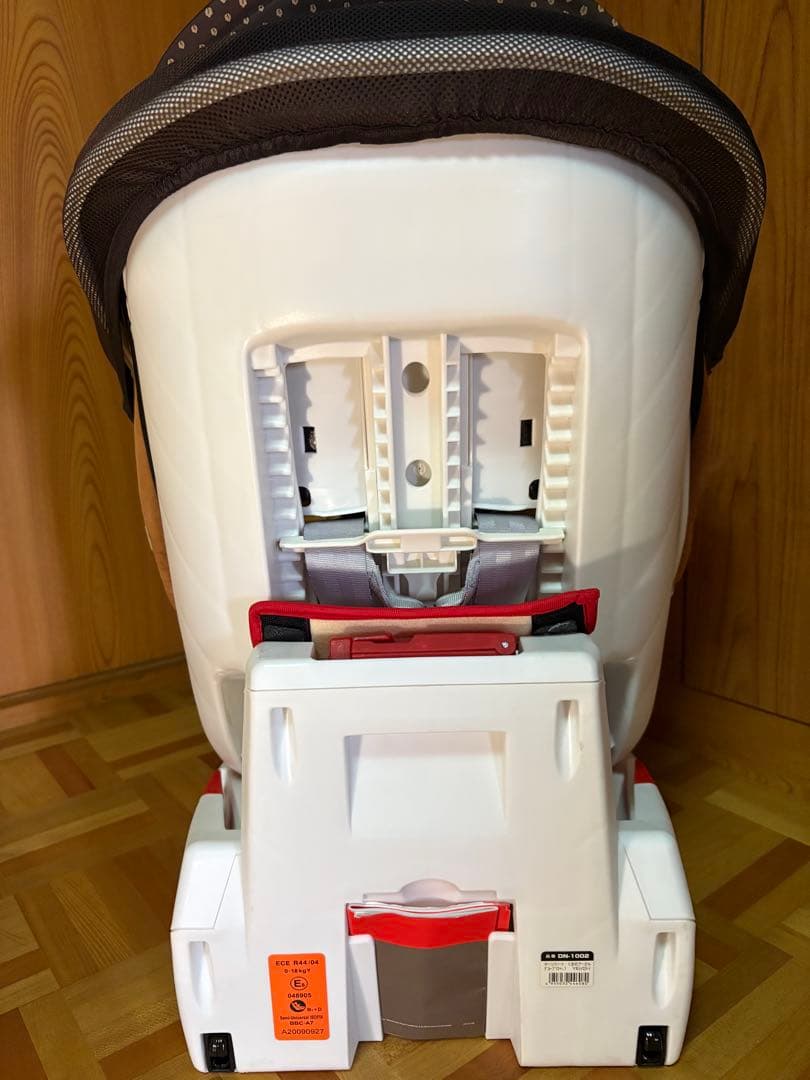 ターンシート くまのプーさん チャイルドシート ISOFIX DN-1002