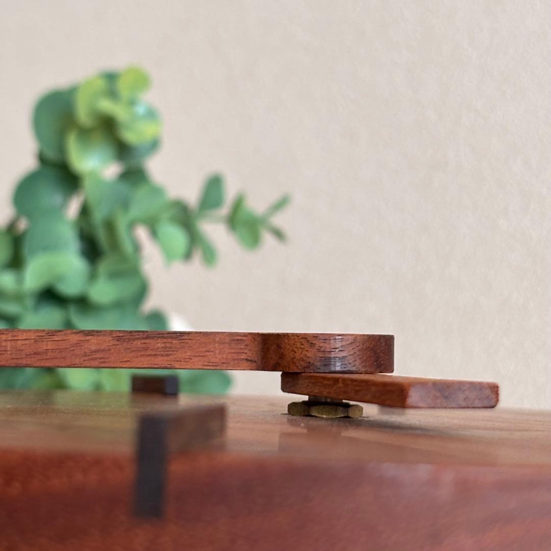 ボー・デコール 木の掛け時計 クルミ 無垢 ウォールクロック 北欧